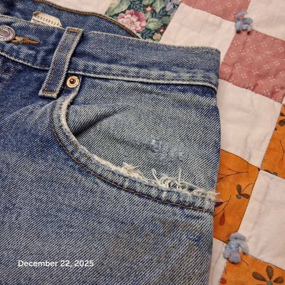 VTG Thrashed Distressed Levi 550 Jeans 30x32 Blue Grunge‎ Y2K 90s
